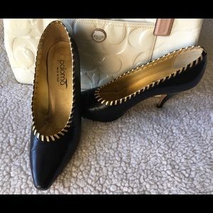 Black Paloma Pumps, Black Leather Women Shoes 9.5